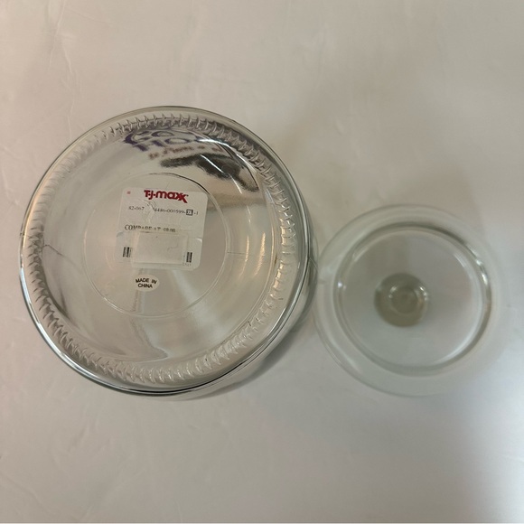 Hocus Pocus Glass Cookie Jar with Witch Hat Design - Picture 5 of 6